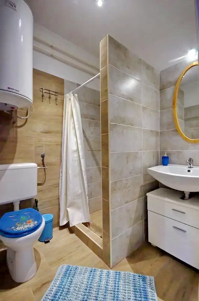 Jula Cazare | Cabană (K0005-24) Imaginea poate fi supusă drepturilor de autor. Se recomandă contactarea titularului drepturilor.