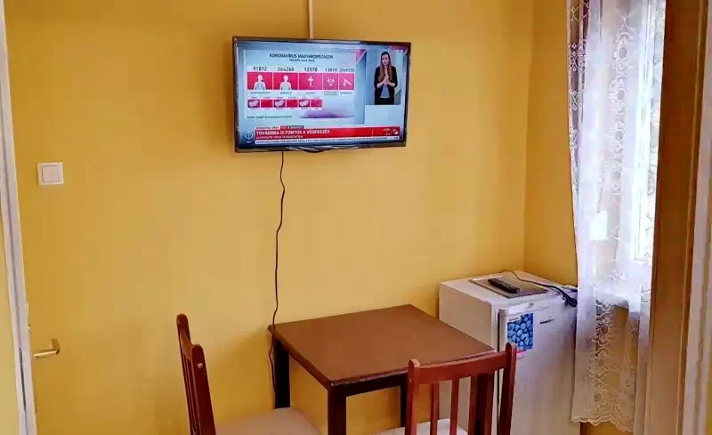  Cazare | Sat de vacanță (K0201-22) Imaginea poate fi supusă drepturilor de autor. Se recomandă contactarea titularului drepturilor.