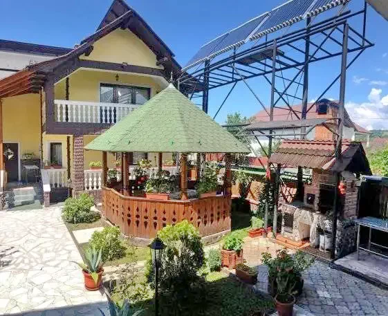 Vișeu de Sus Szállás | Motel (K1237-17) A kép szerzői jogvédelem alatt állhat. Javasolt a kapcsolatfelvétel a jog tulajdonossal.