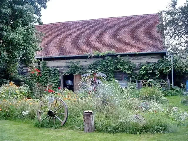 Rășinari Cazare | Motel (K1371-29) Imaginea poate fi supusă drepturilor de autor. Se recomandă contactarea titularului drepturilor.