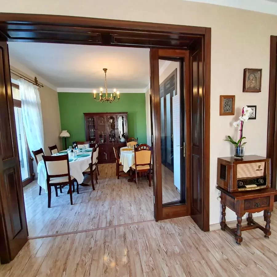 Nagyvárad Szállás | Hotel**** (K0686-24) A kép szerzői jogvédelem alatt állhat. Javasolt a kapcsolatfelvétel a jog tulajdonossal.