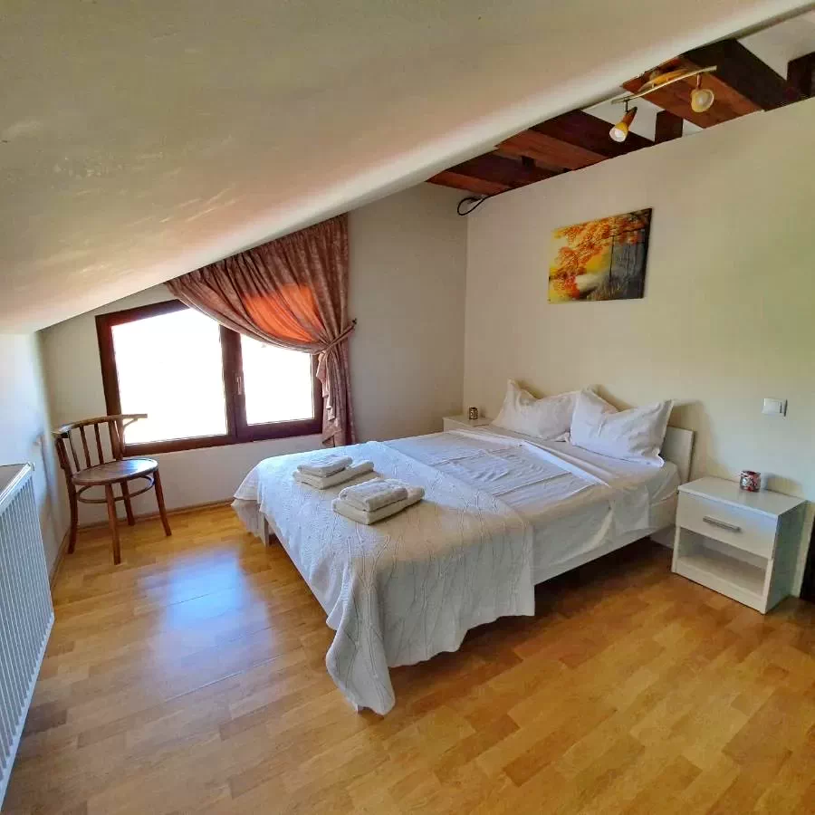 Oradea Cazare | Casă de oaspeți (K0686-47) Imaginea poate fi supusă drepturilor de autor. Se recomandă contactarea titularului drepturilor. Oradea Cazare | Casă de oaspeți (K0686-47) Imaginea poate fi supusă drepturilor de autor. Se recomandă contactarea titularului drepturilor.