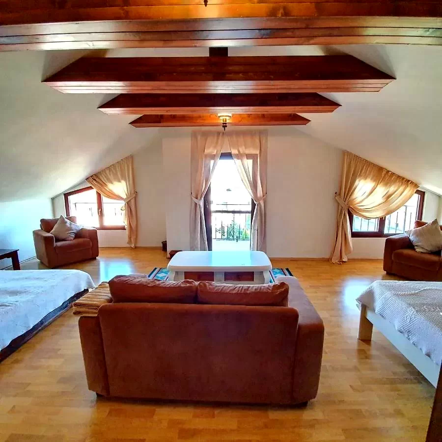 Nagyvárad Szállás | Hotel**** (K0686-48) A kép szerzői jogvédelem alatt állhat. Javasolt a kapcsolatfelvétel a jog tulajdonossal.