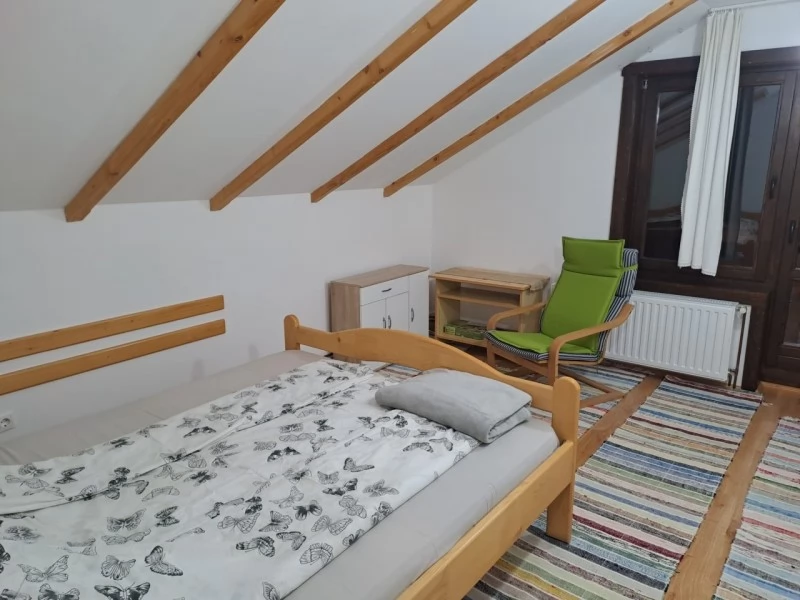 Szenéte Szállás | Kulcsosház (K1506-11) A kép szerzői jogvédelem alatt állhat. Javasolt a kapcsolatfelvétel a jog tulajdonossal. Szenéte Szállás | Kulcsosház (K1506-11) A kép szerzői jogvédelem alatt állhat. Javasolt a kapcsolatfelvétel a jog tulajdonossal.