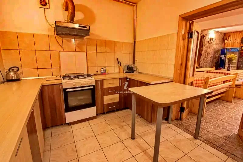 Cazare Moieciu de Sus - Pensiunea Cerbul*** | Felsőmoécs - Szarvas Villa***. Imaginea poate fi supusă drepturilor de autor. Se recomandă contactarea titularului drepturilor.