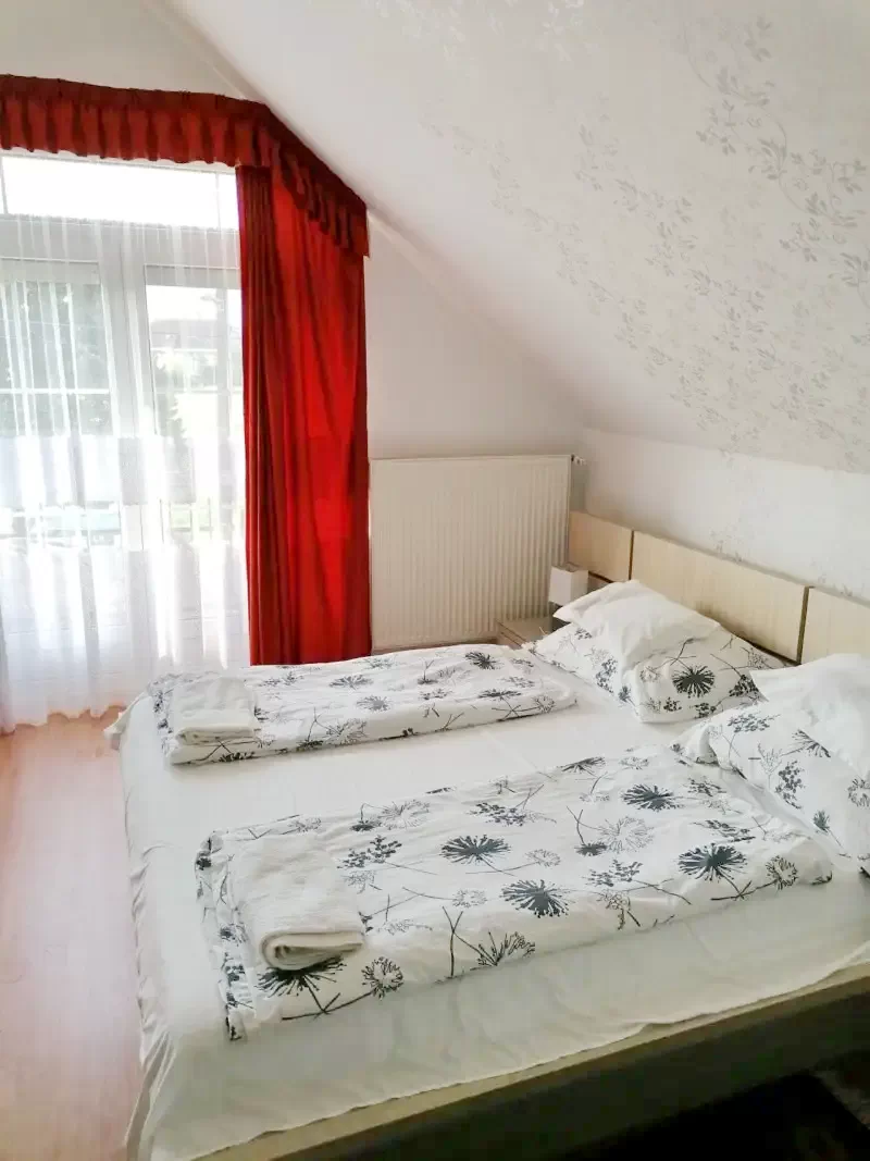  Cazare | Hotel**** (K0845-15) Imaginea poate fi supusă drepturilor de autor. Se recomandă contactarea titularului drepturilor.