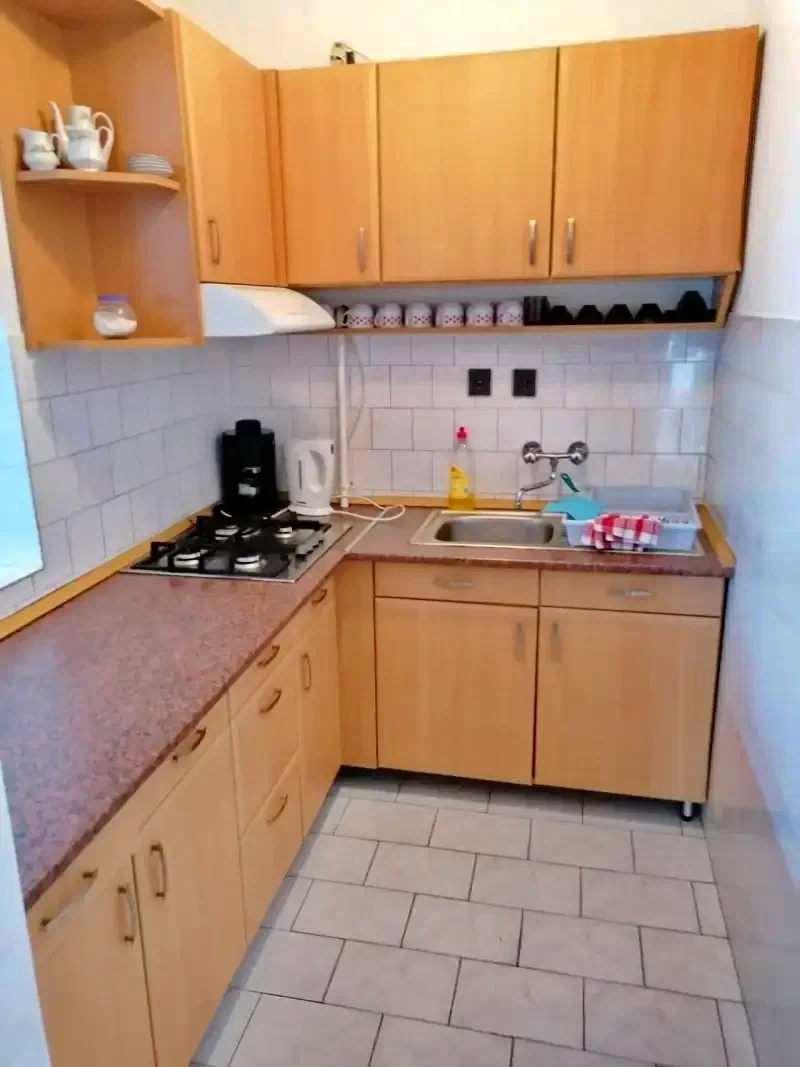 Hajdúszoboszló Szállás | Vendégház (K0845-20) A kép szerzői jogvédelem alatt állhat. Javasolt a kapcsolatfelvétel a jog tulajdonossal. Hajdúszoboszló Szállás | Vendégház (K0845-20) A kép szerzői jogvédelem alatt állhat. Javasolt a kapcsolatfelvétel a jog tulajdonossal.