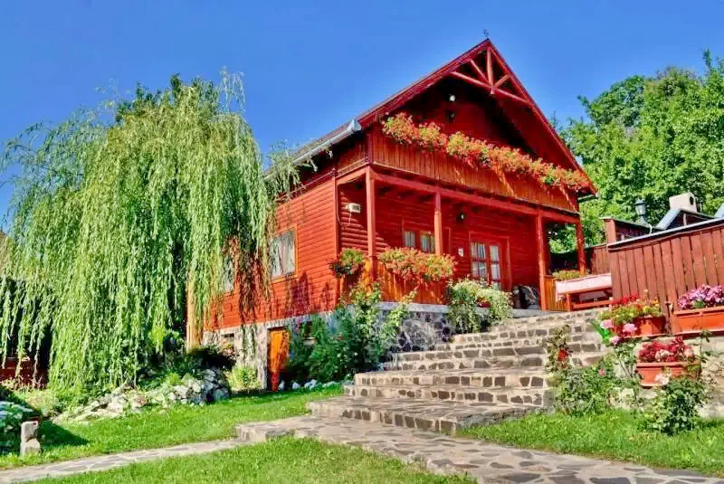 Zetea Cazare | Hotel**** (K0531-38) Imaginea poate fi supusă drepturilor de autor. Se recomandă contactarea titularului drepturilor.