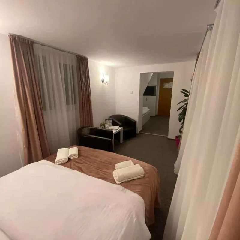 Négyfalu Szállás | Motel (K0127-11) A kép szerzői jogvédelem alatt állhat. Javasolt a kapcsolatfelvétel a jog tulajdonossal.