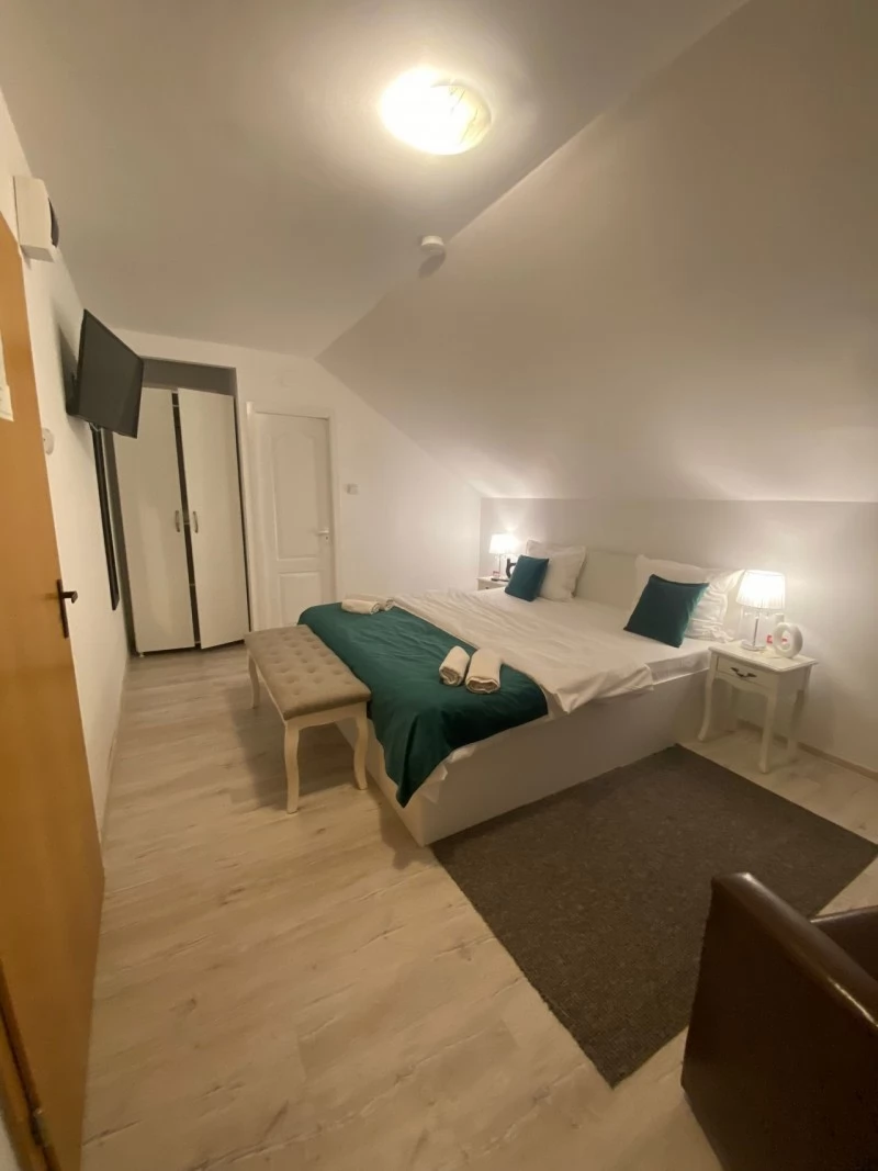 Négyfalu Szállás | Motel (K0127-42) A kép szerzői jogvédelem alatt állhat. Javasolt a kapcsolatfelvétel a jog tulajdonossal.