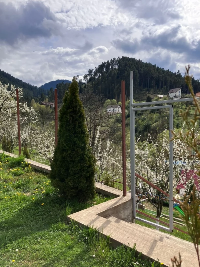 Săcele Cazare | Motel (K0127-58) Imaginea poate fi supusă drepturilor de autor. Se recomandă contactarea titularului drepturilor.