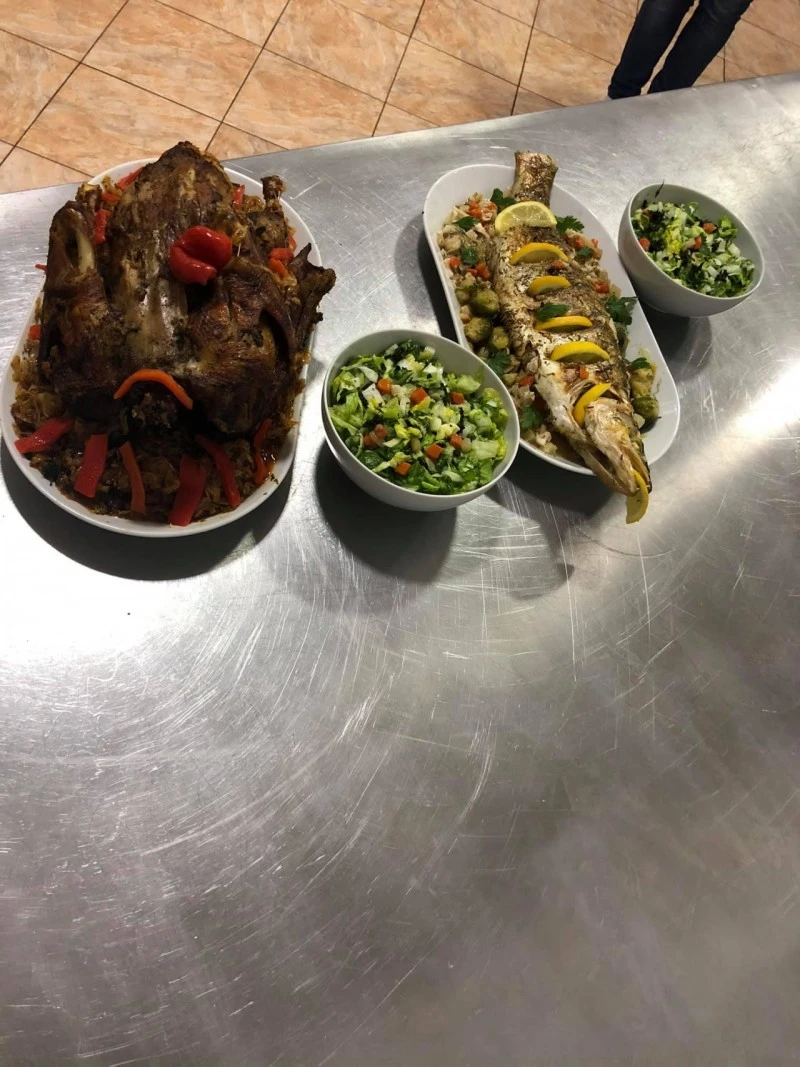 Drobeta-Turnu Severin Cazare | Motel (K0738-6) Imaginea poate fi supusă drepturilor de autor. Se recomandă contactarea titularului drepturilor.