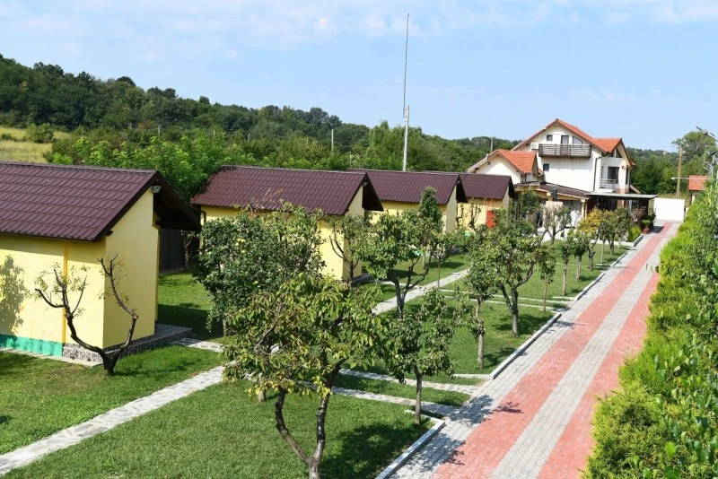 Szörényvár Szállás | Motel (K0738-36) A kép szerzői jogvédelem alatt állhat. Javasolt a kapcsolatfelvétel a jog tulajdonossal.