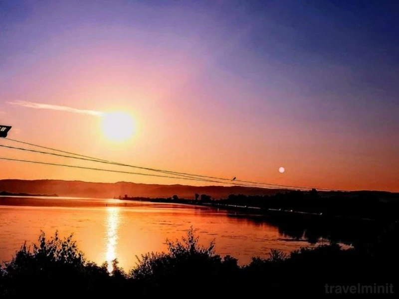 Drobeta-Turnu Severin Cazare | Motel (K0738-46) Imaginea poate fi supusă drepturilor de autor. Se recomandă contactarea titularului drepturilor.