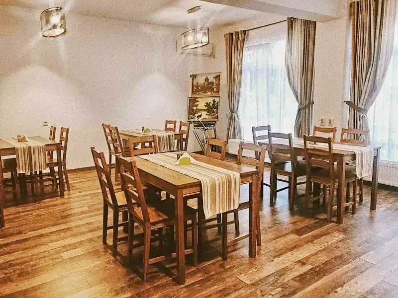 Sibiu Cazare | Motel (K0080-1) Imaginea poate fi supusă drepturilor de autor. Se recomandă contactarea titularului drepturilor.