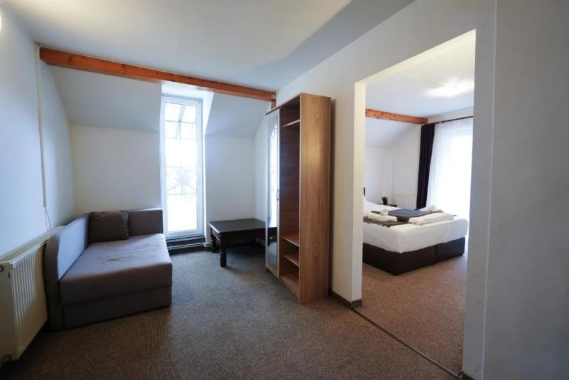 Sibiu Cazare | Motel (K0080-22) Imaginea poate fi supusă drepturilor de autor. Se recomandă contactarea titularului drepturilor.