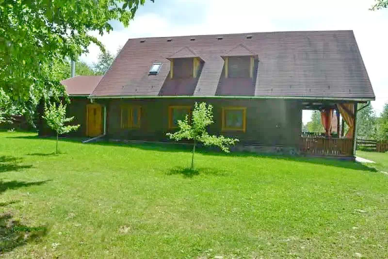 Izvoare Cazare | Sat de vacanță (K0388-1) Imaginea poate fi supusă drepturilor de autor. Se recomandă contactarea titularului drepturilor.