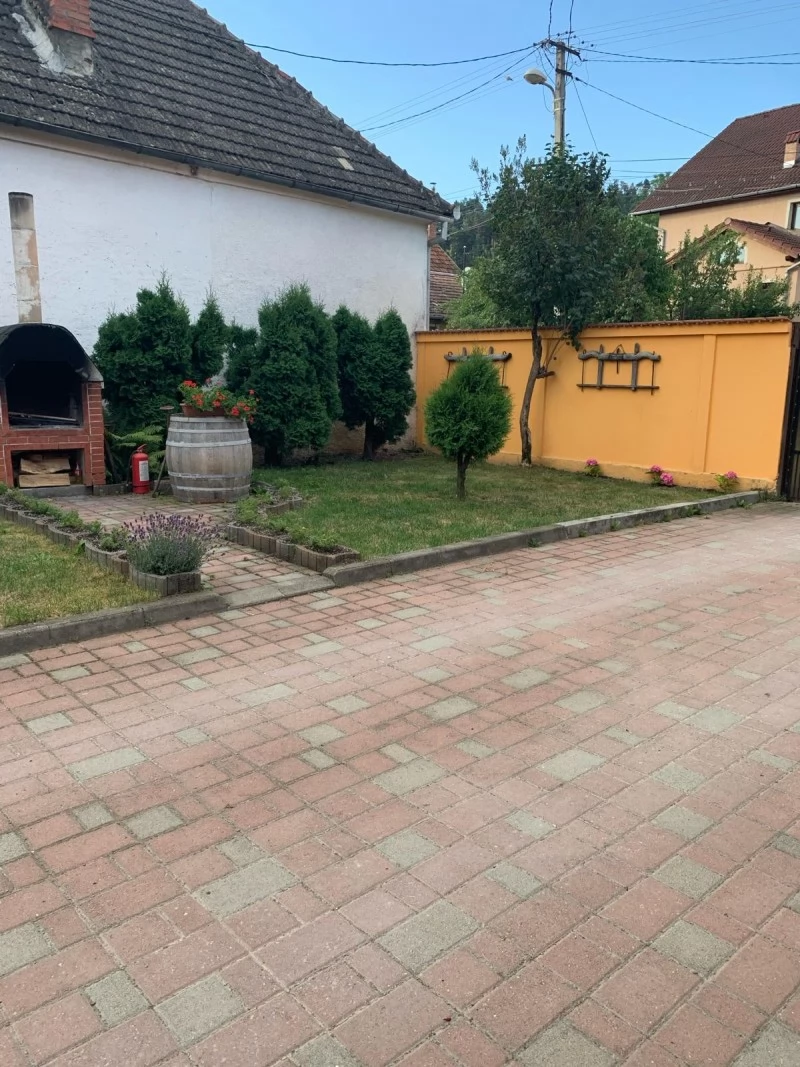 Négyfalu Szállás | Motel (K0263-16) A kép szerzői jogvédelem alatt állhat. Javasolt a kapcsolatfelvétel a jog tulajdonossal.