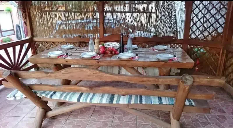 Săcele Cazare | Motel (K0263-33) Imaginea poate fi supusă drepturilor de autor. Se recomandă contactarea titularului drepturilor.