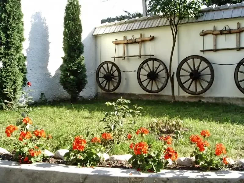 Cazare Săcele - Pensiunea Lenke** | Négyfalu - Lenke Panzió**. Imaginea poate fi supusă drepturilor de autor. Se recomandă contactarea titularului drepturilor.