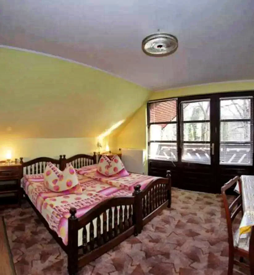 Borsec Cazare | Motel (K0048-16) Imaginea poate fi supusă drepturilor de autor. Se recomandă contactarea titularului drepturilor.