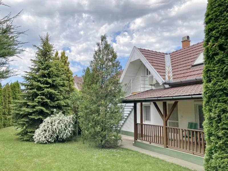 Jula Cazare | Casă de apartamente (K0936-36) Imaginea poate fi supusă drepturilor de autor. Se recomandă contactarea titularului drepturilor.