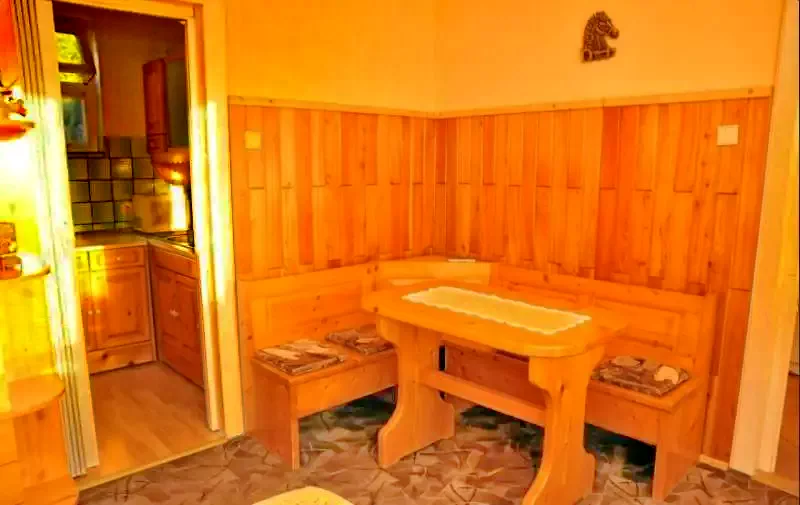 Sovata Cazare | Casă de oaspeți (K0230-7) Imaginea poate fi supusă drepturilor de autor. Se recomandă contactarea titularului drepturilor. Sovata Cazare | Casă de oaspeți (K0230-7) Imaginea poate fi supusă drepturilor de autor. Se recomandă contactarea titularului drepturilor.