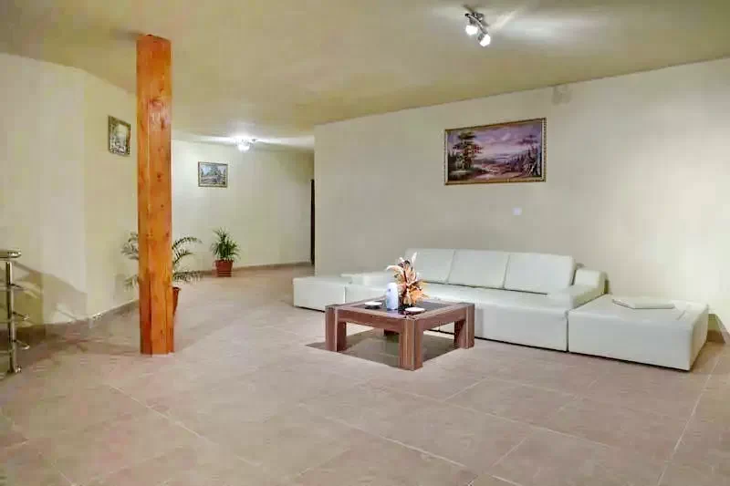 Șimleu Silvaniei Cazare | Motel (K1344-34) Imaginea poate fi supusă drepturilor de autor. Se recomandă contactarea titularului drepturilor.