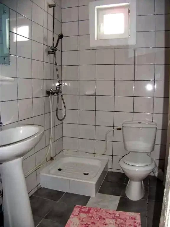 Borsec Cazare | Camping / Popas turistic (K1239-16) Imaginea poate fi supusă drepturilor de autor. Se recomandă contactarea titularului drepturilor.