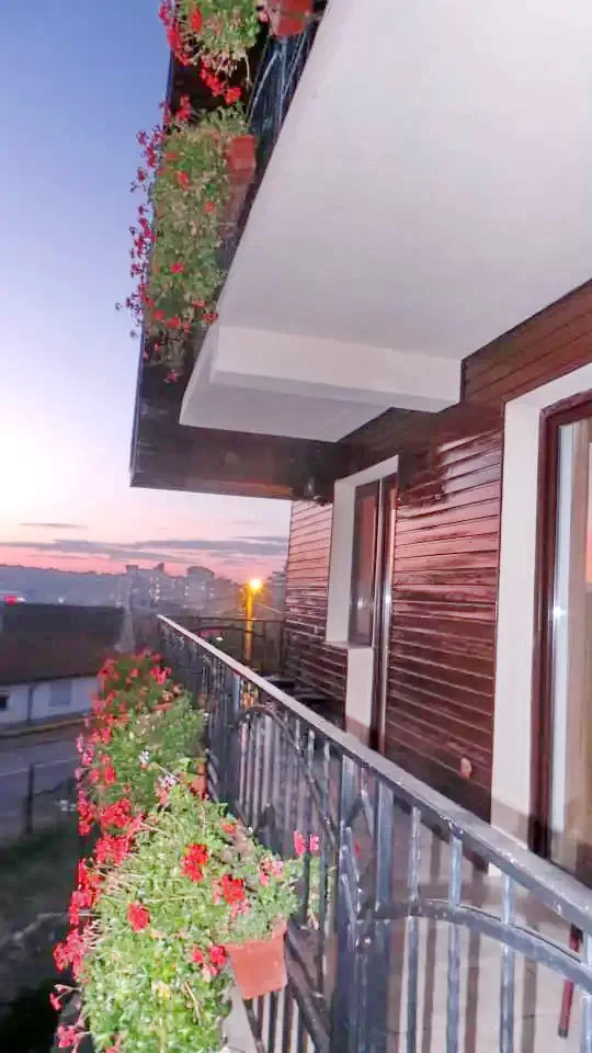 Băile Felix Cazare | Motel (K0803-10) Imaginea poate fi supusă drepturilor de autor. Se recomandă contactarea titularului drepturilor.