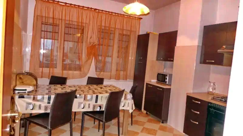 Félixfürdő Szállás | Motel (K0803-14) A kép szerzői jogvédelem alatt állhat. Javasolt a kapcsolatfelvétel a jog tulajdonossal.