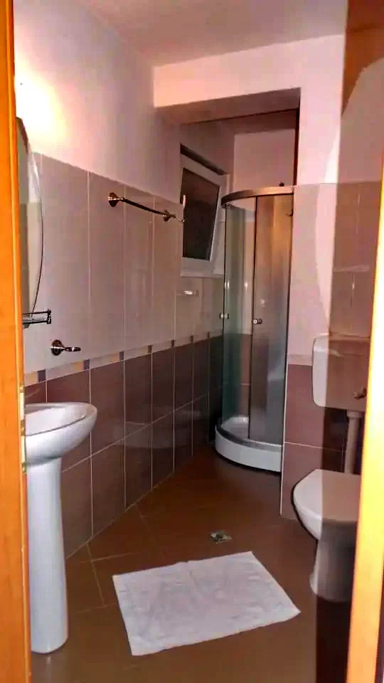 Félixfürdő Szállás | Motel (K0803-22) A kép szerzői jogvédelem alatt állhat. Javasolt a kapcsolatfelvétel a jog tulajdonossal.