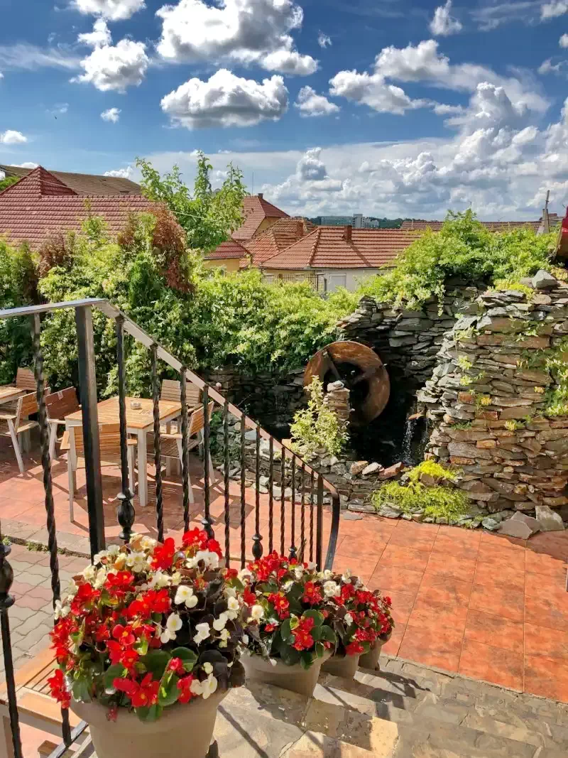 Félixfürdő Szállás | Motel (K0803-29) A kép szerzői jogvédelem alatt állhat. Javasolt a kapcsolatfelvétel a jog tulajdonossal.