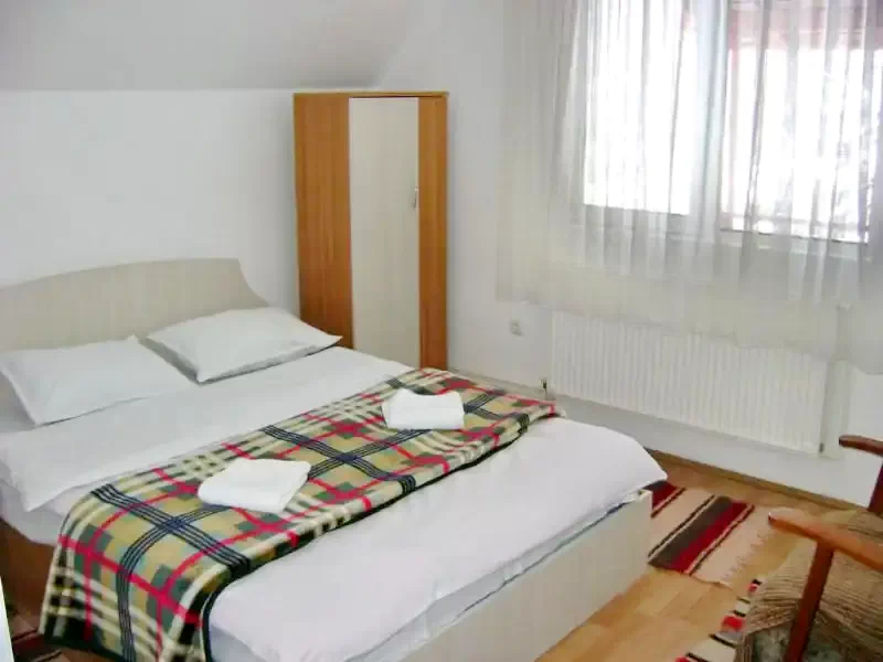 Câmpulung Moldovenesc Cazare | Pensiune (K0658-13) Imaginea poate fi supusă drepturilor de autor. Se recomandă contactarea titularului drepturilor. Câmpulung Moldovenesc Cazare | Pensiune (K0658-13) Imaginea poate fi supusă drepturilor de autor. Se recomandă contactarea titularului drepturilor.