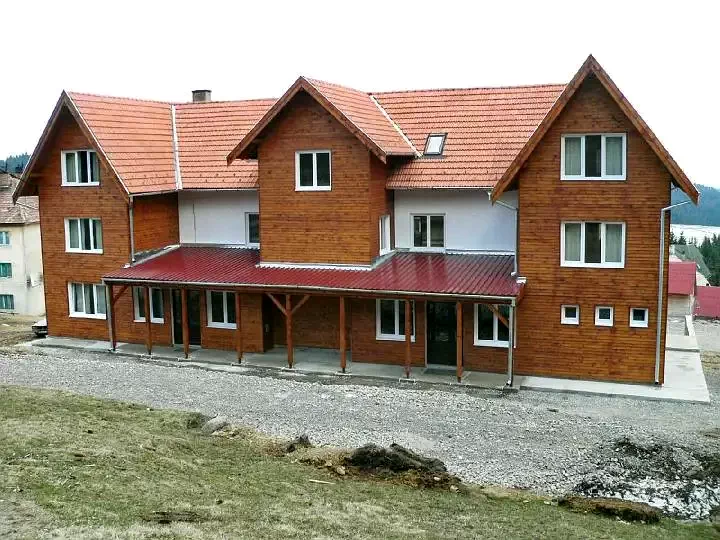 Harghita-Băi Cazare | Motel (K0767-39) Imaginea poate fi supusă drepturilor de autor. Se recomandă contactarea titularului drepturilor.