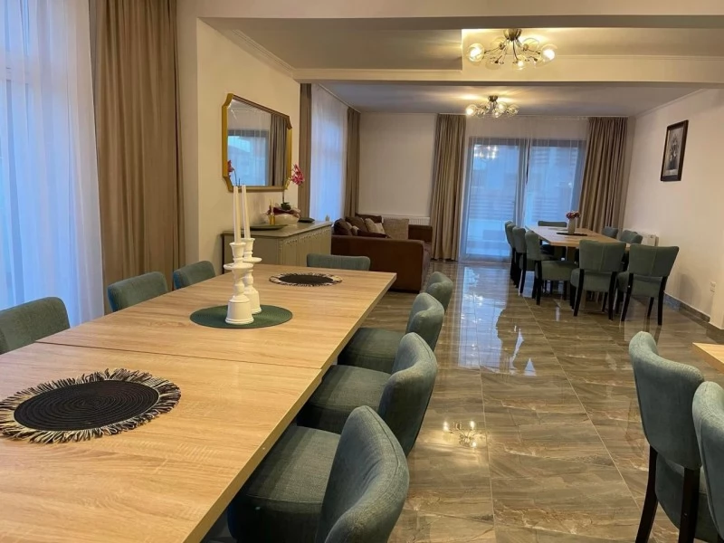 Băile Felix Cazare | Motel (K1417-17) Imaginea poate fi supusă drepturilor de autor. Se recomandă contactarea titularului drepturilor.