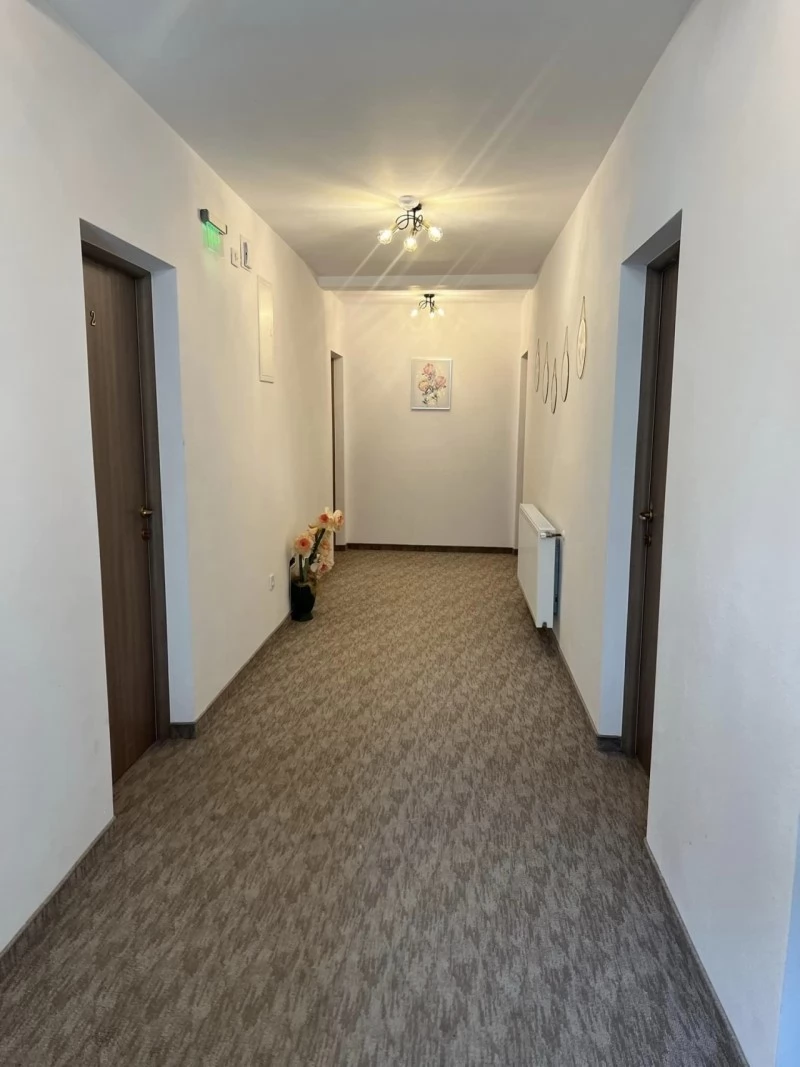 Băile Felix Cazare | Motel (K1417-19) Imaginea poate fi supusă drepturilor de autor. Se recomandă contactarea titularului drepturilor.