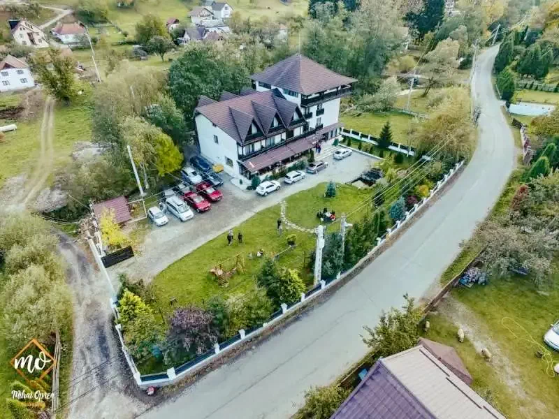 Bran Cazare | Pensiune (K1361-9) Imaginea poate fi supusă drepturilor de autor. Se recomandă contactarea titularului drepturilor.