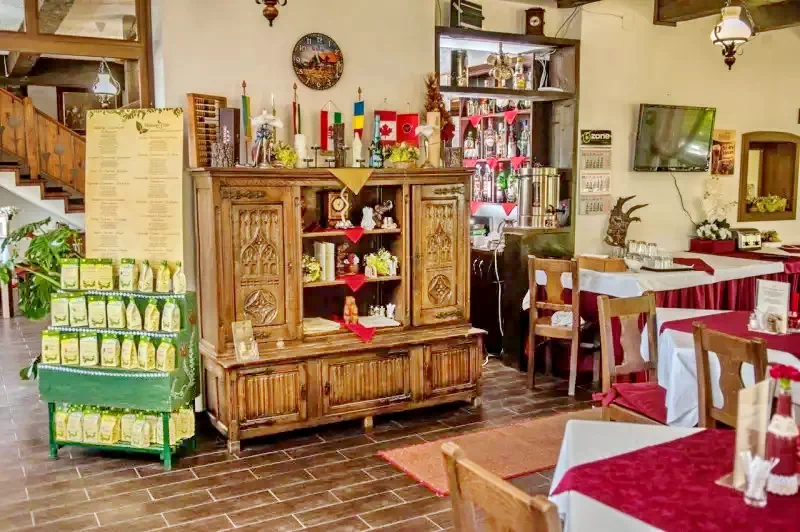 Bucsin-tető Szállás | Motel (K1072-5) A kép szerzői jogvédelem alatt állhat. Javasolt a kapcsolatfelvétel a jog tulajdonossal.