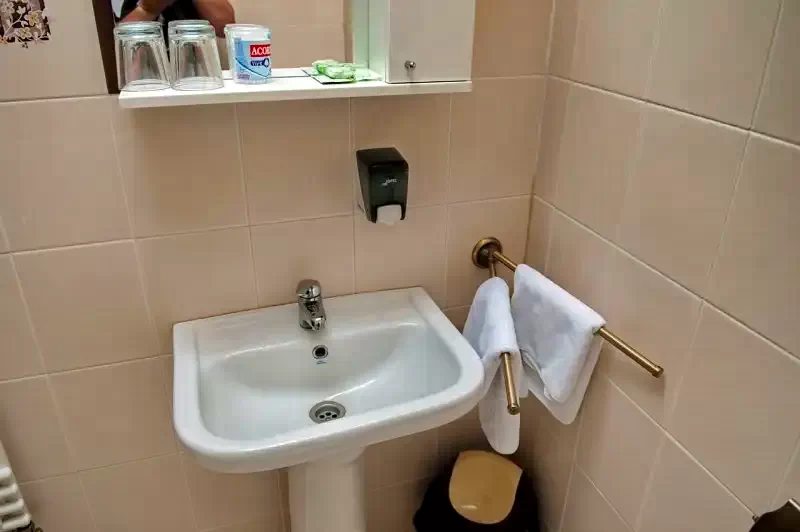 Pasul Bucin Cazare | Motel (K1072-17) Imaginea poate fi supusă drepturilor de autor. Se recomandă contactarea titularului drepturilor.