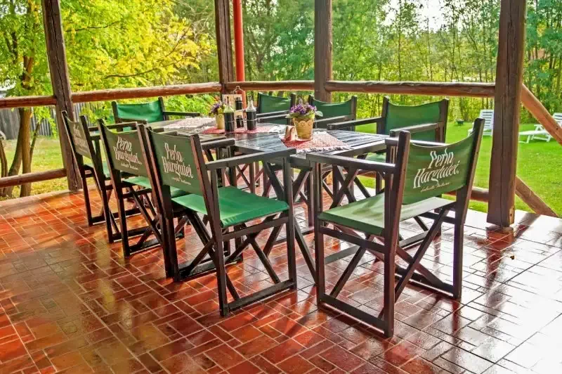 Bucsin-tető Szállás | Motel (K1072-31) A kép szerzői jogvédelem alatt állhat. Javasolt a kapcsolatfelvétel a jog tulajdonossal.