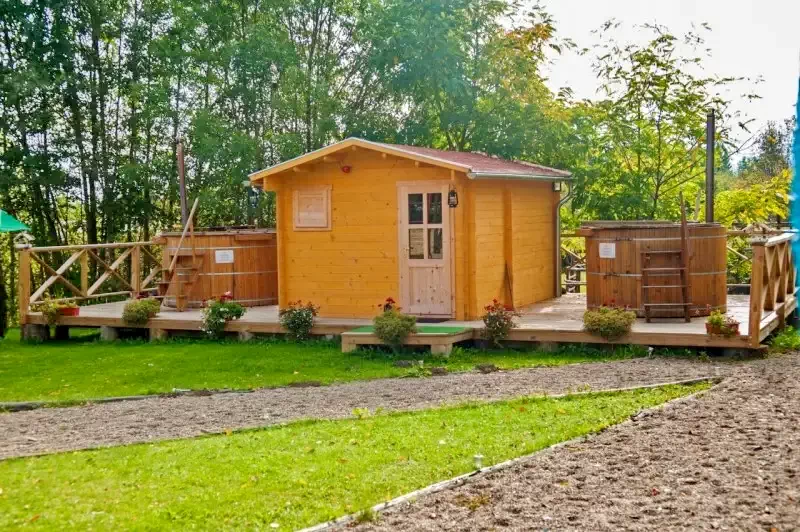 Bucsin-tető Szállás | Motel (K1072-33) A kép szerzői jogvédelem alatt állhat. Javasolt a kapcsolatfelvétel a jog tulajdonossal.