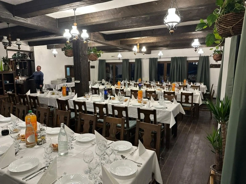 Bucsin-tető Szállás | Motel (K1072-44) A kép szerzői jogvédelem alatt állhat. Javasolt a kapcsolatfelvétel a jog tulajdonossal.