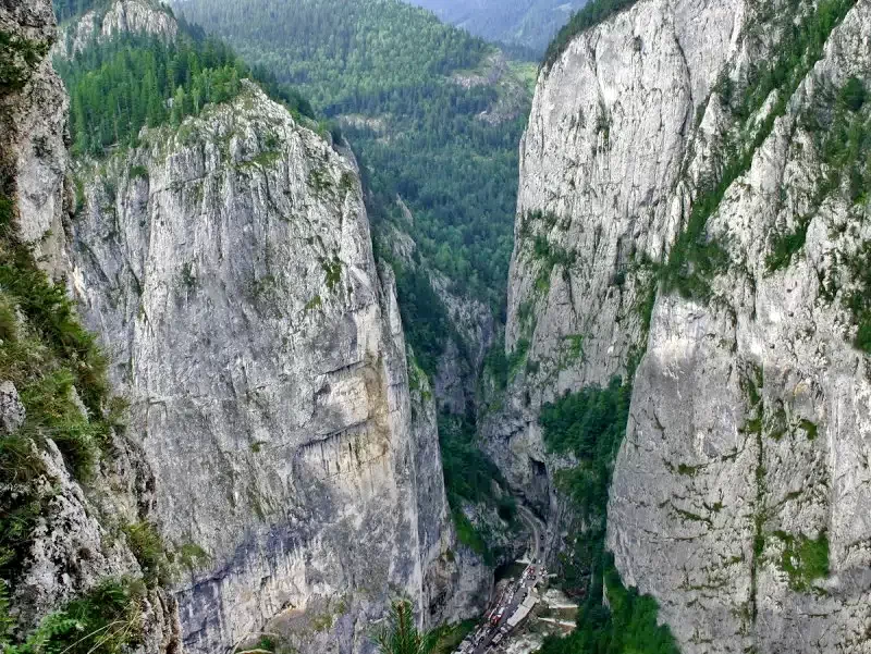 Bucsin-tető Szállás | Panzió (K1072-53) A kép szerzői jogvédelem alatt állhat. Javasolt a kapcsolatfelvétel a jog tulajdonossal.