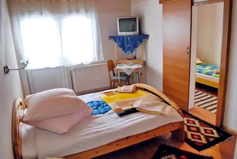  Szállás | Motel (K0921-13) A kép szerzői jogvédelem alatt állhat. Javasolt a kapcsolatfelvétel a jog tulajdonossal.