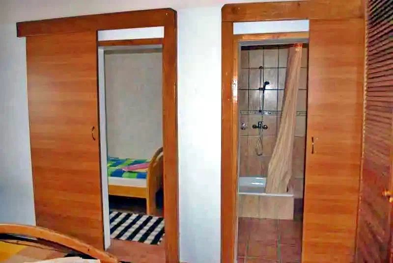  Szállás | Motel (K0921-14) A kép szerzői jogvédelem alatt állhat. Javasolt a kapcsolatfelvétel a jog tulajdonossal.