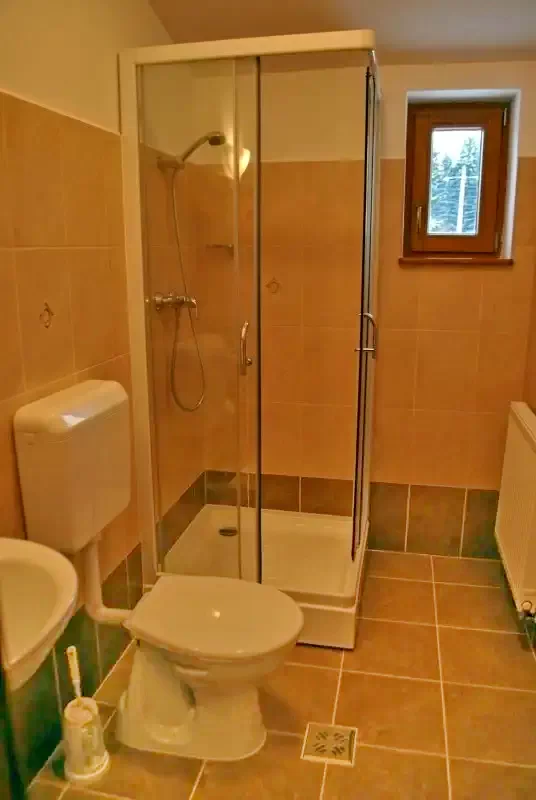 Hargitafürdő Szállás | Üdülőfalu (K0744-7) A kép szerzői jogvédelem alatt állhat. Javasolt a kapcsolatfelvétel a jog tulajdonossal.