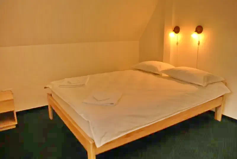 Harghita-Băi Cazare | Sat de vacanță (K0744-8) Imaginea poate fi supusă drepturilor de autor. Se recomandă contactarea titularului drepturilor.