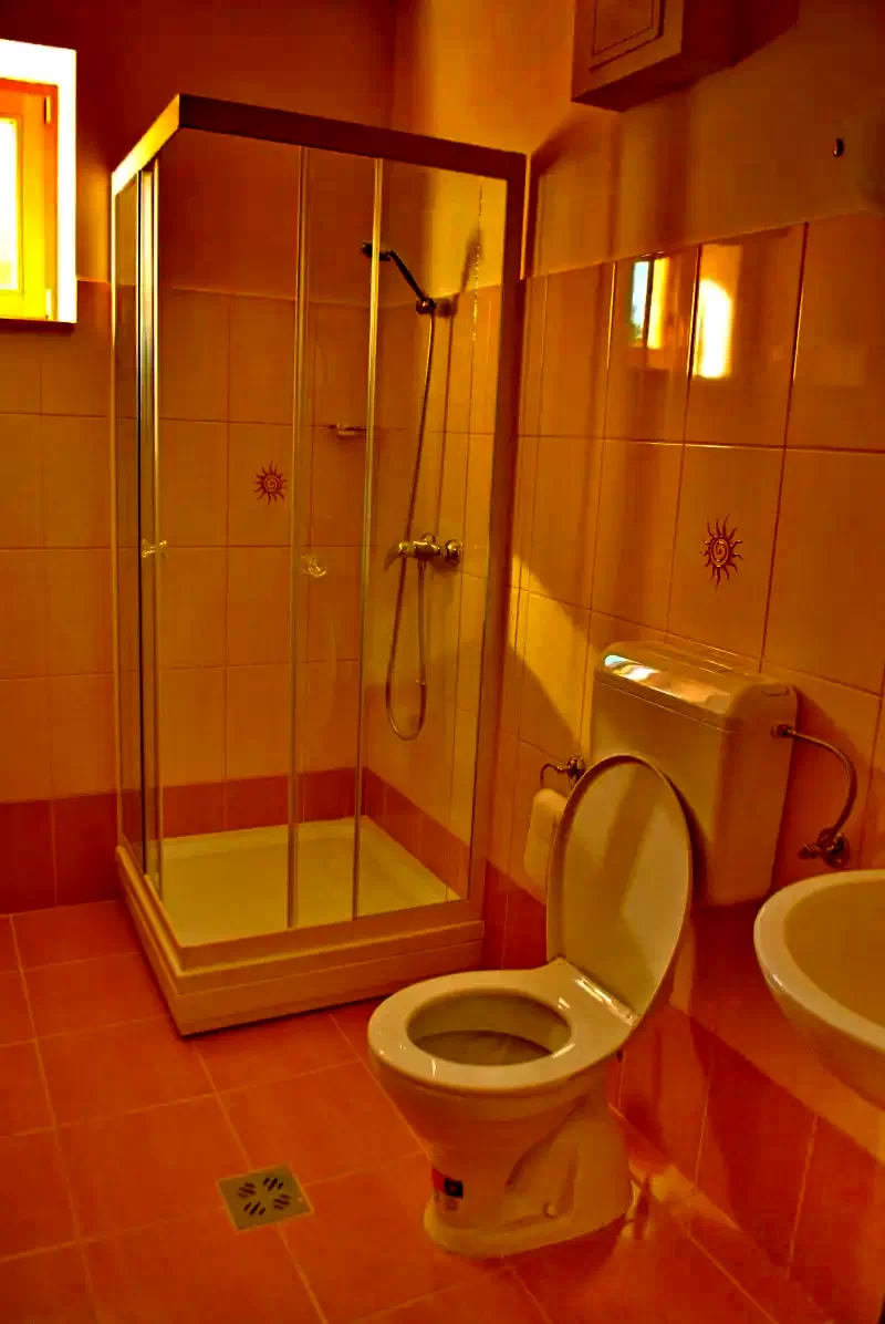 Hargitafürdő Szállás | Üdülőfalu (K0744-24) A kép szerzői jogvédelem alatt állhat. Javasolt a kapcsolatfelvétel a jog tulajdonossal.