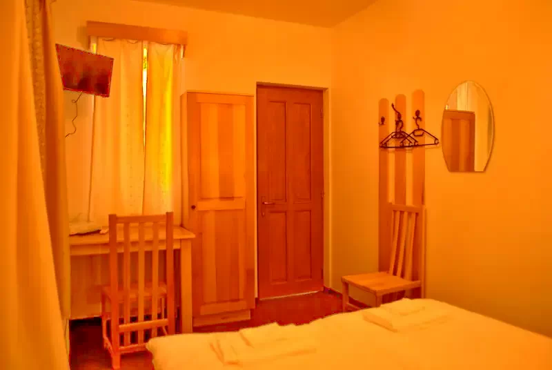 Harghita-Băi Cazare | Sat de vacanță (K0744-29) Imaginea poate fi supusă drepturilor de autor. Se recomandă contactarea titularului drepturilor.